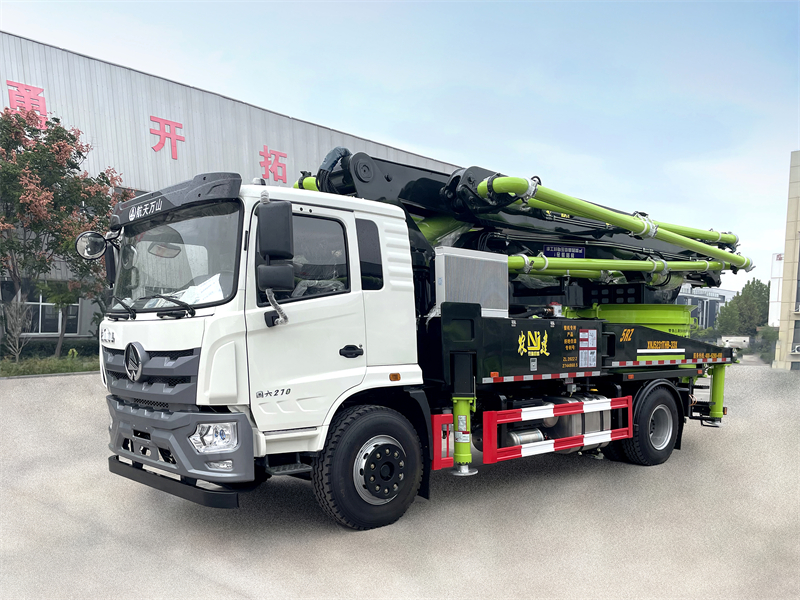 33M圓盤(pán)攪拌泵車(chē)